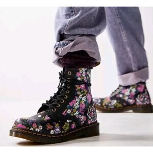 Doc Martens Pascal Floral 1460 Ankle Moto Combat Boots Women's Size 6 Gorpcore